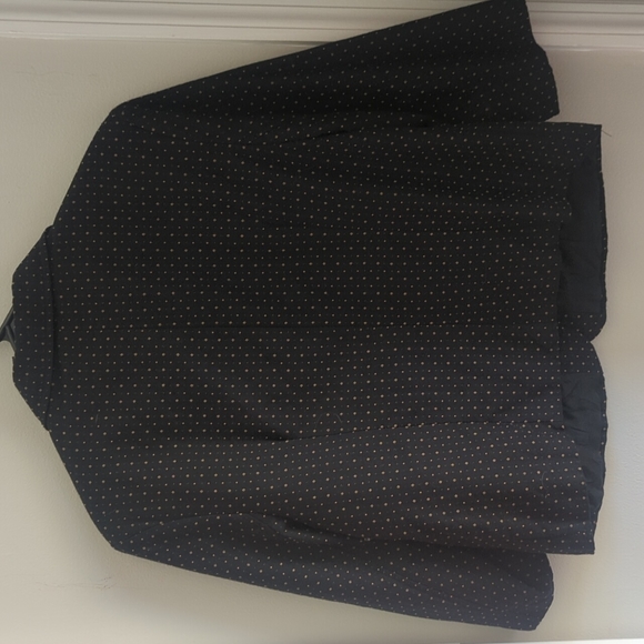 NEW Attention Black Copped Black With Gold Dots Quarter Sleeve 14 - Picture 6 of 8